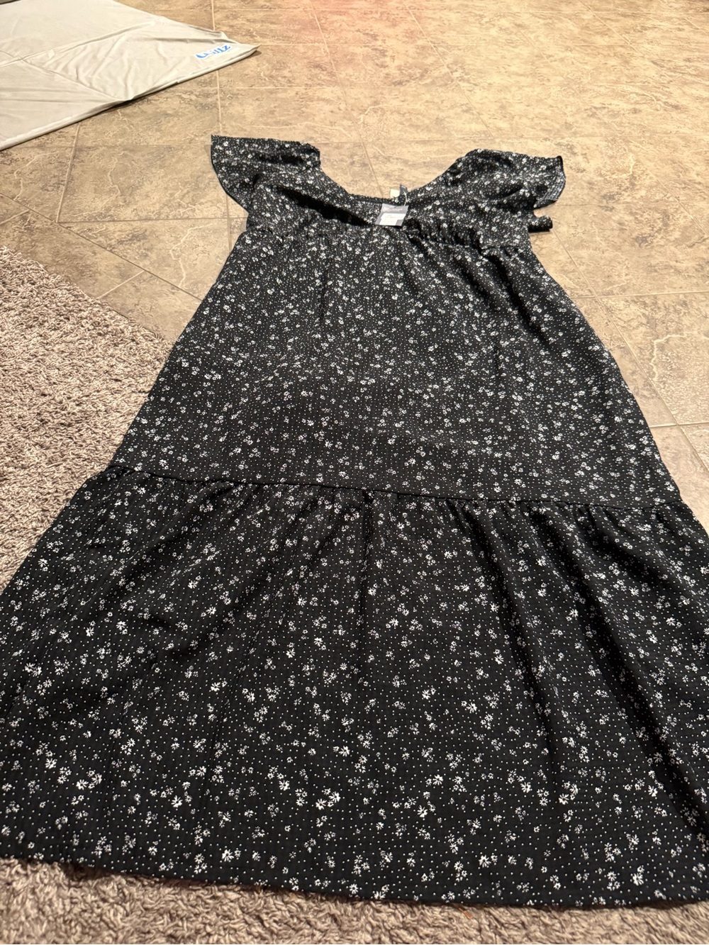 💜Black universal thread Floral Tiered flutter sleeve Dress